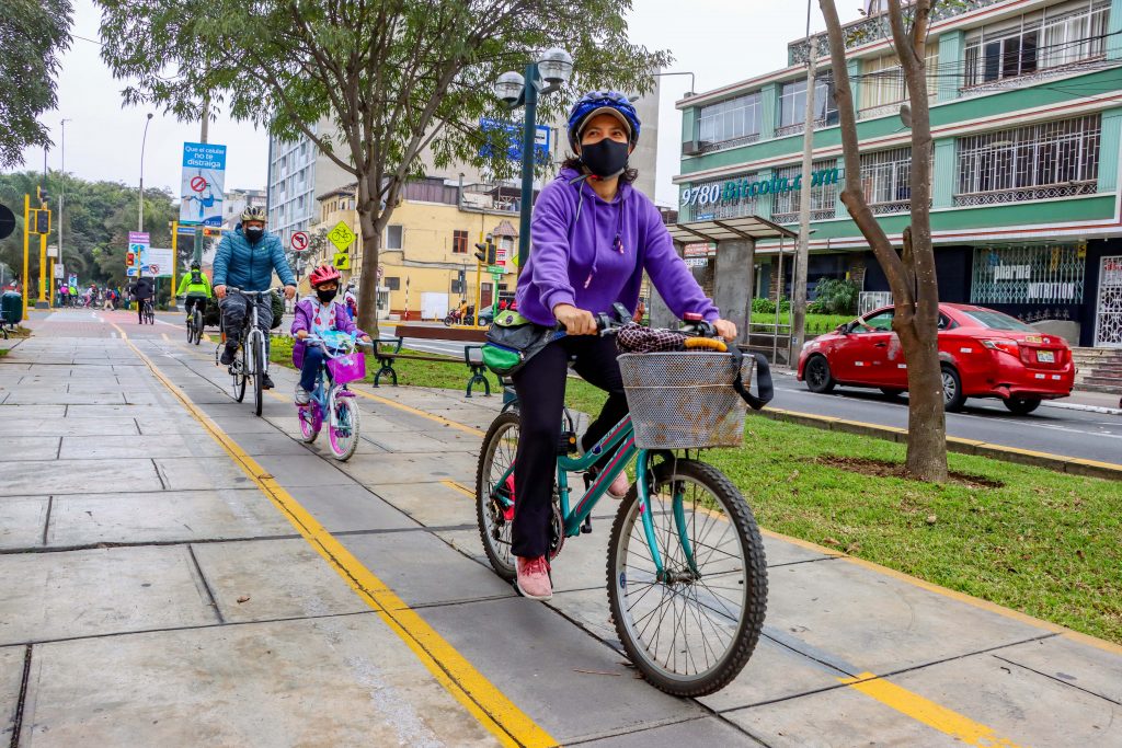 Actividades de la MML: cerca de 45,000 vecinos usaron la ciclovía recreativa de la Av. Arequipa en octubre