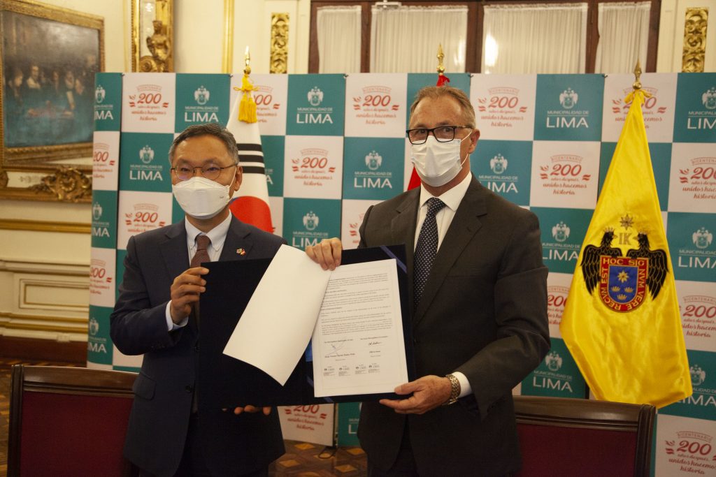 MML y Municipalidad de Seúl firman memorando de entendimiento para el beneficio de la capital