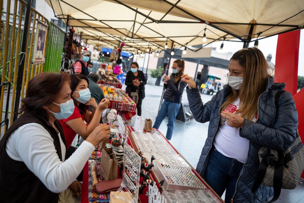 Visita las ferias de gastronomía y de artesanías en el Centro Histórico de Lima
