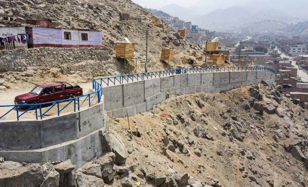 MML construyó 216 muros de contención en zonas de alto riesgo desde el 2020