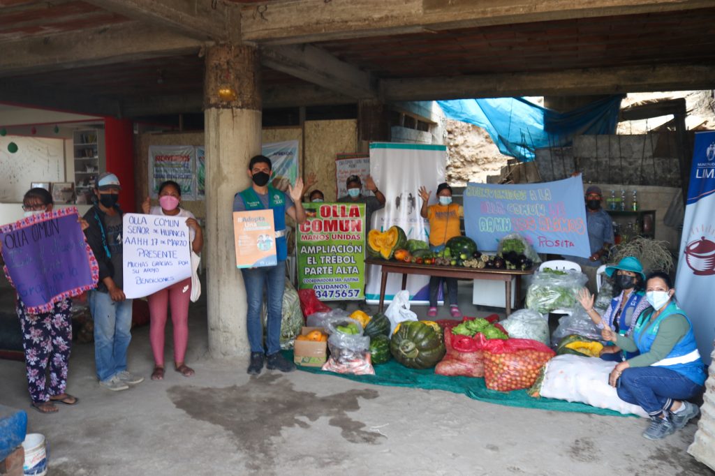 MML entrega 2,200 kilos de alimentos a ollas comunes de San Juan de Miraflores y Chorrillos