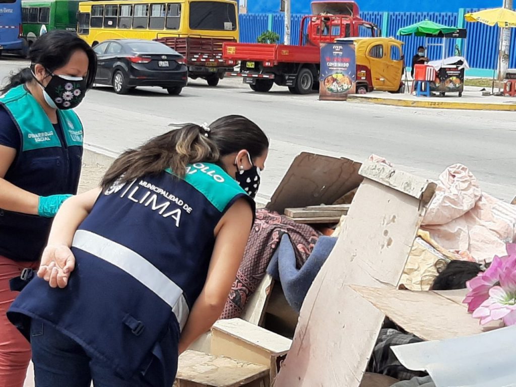 MML rescató a adulta mayor que por años vivió en las calles de San Juan de Miraflores