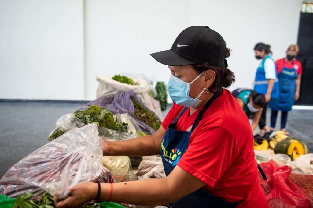 Esta semana Manos a la Olla entregó 3,413 kg de insumos para preparar cerca de 2,000 raciones de comida