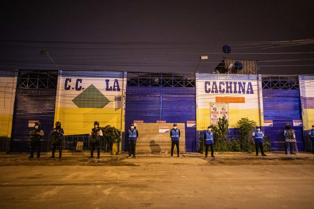 Las Malvinas: MML clausura galería Cachina Fashion por no contar con medidas de seguridad