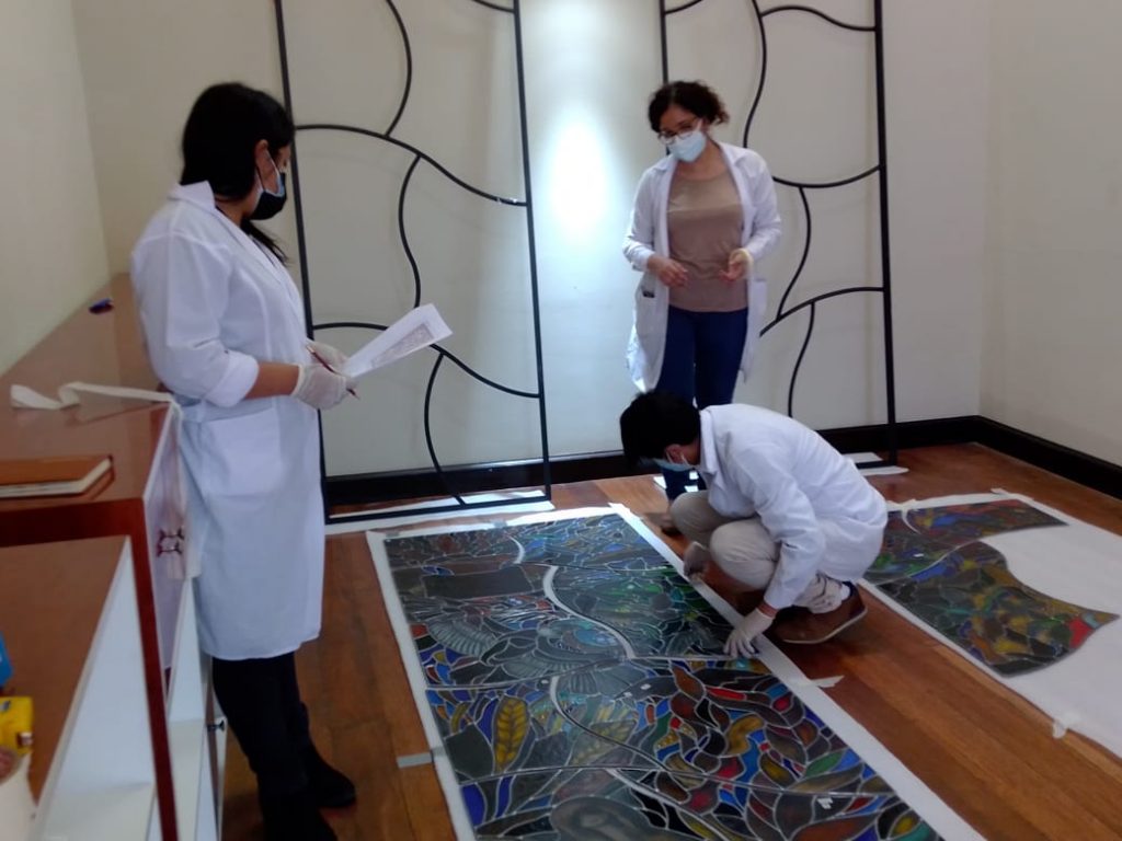MML recibirá vitral de artista ecuatoriano por el bicentenario de la independencia del Perú