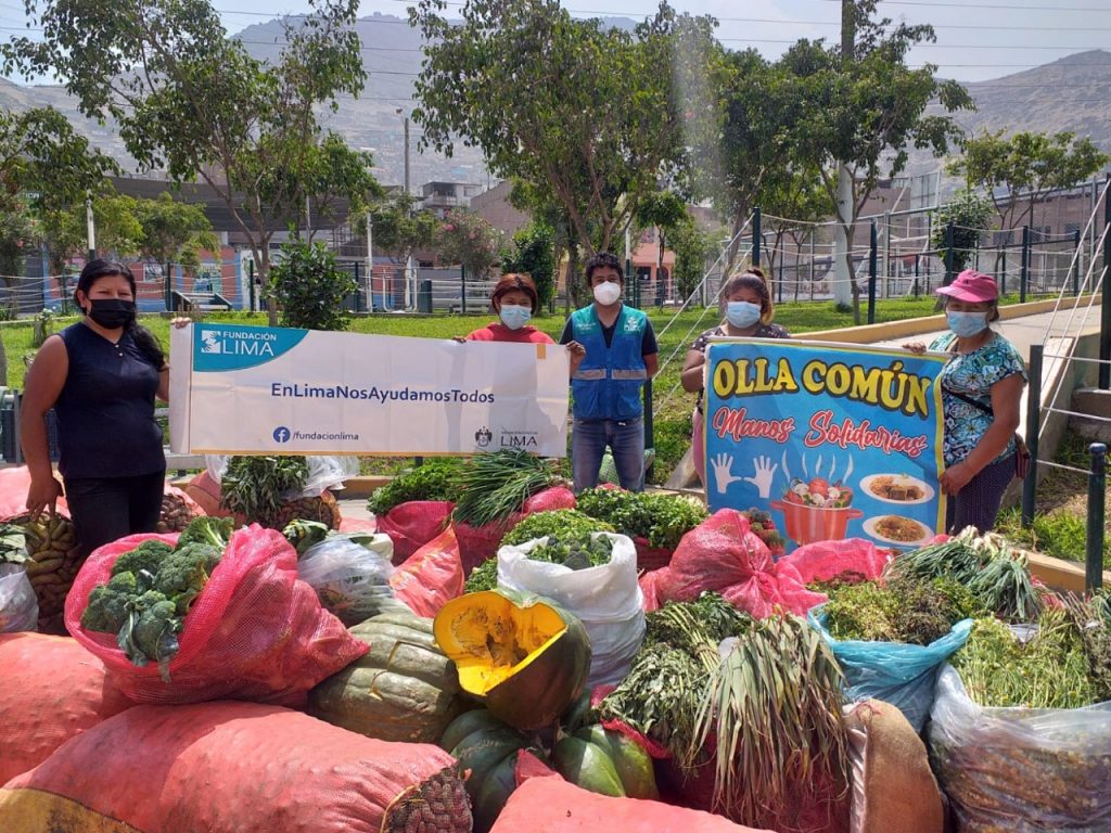 Municipalidad de Lima entregó más de cinco toneladas de alimentos a 14 ollas comunes 
