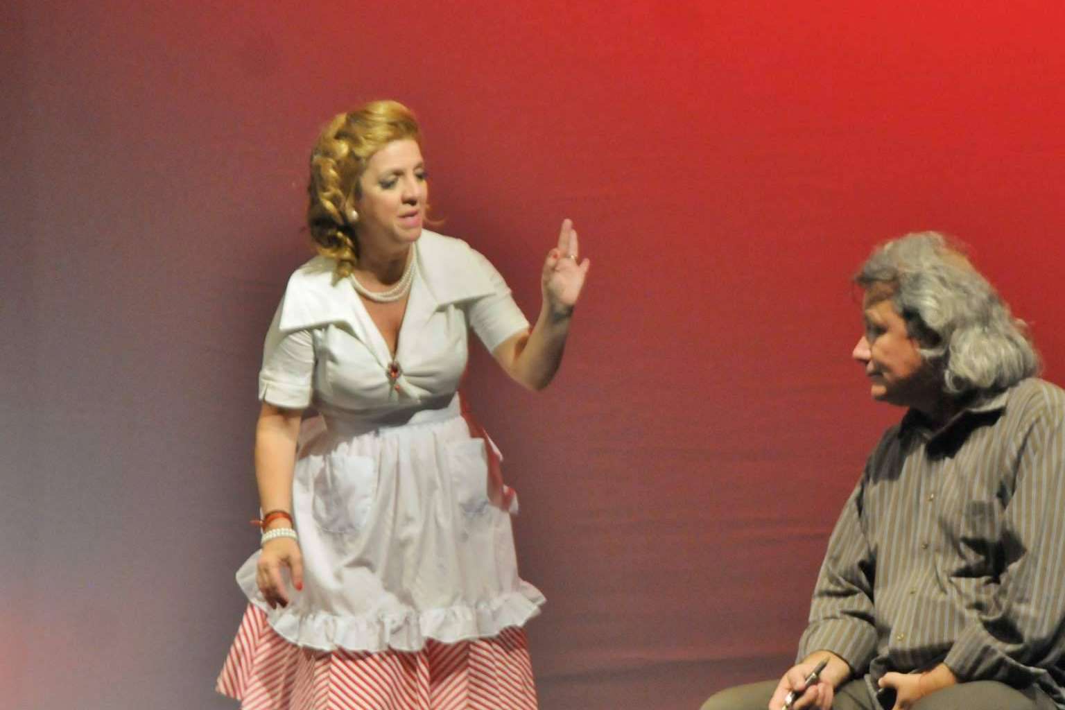 Teatro 8 y Jessica Alvarez Dieguez llevan la comedia hispana a Estados Unidos