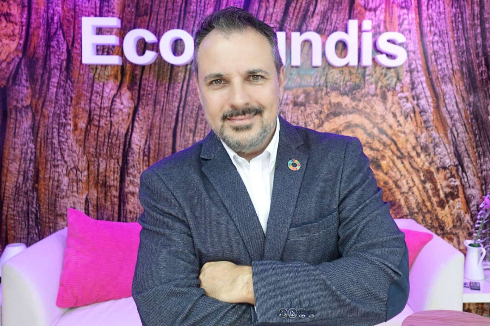 ¿Qué acciones se deben tomar para lograr una economía más sostenible, circular y descarbonizada en la cadena de valor?