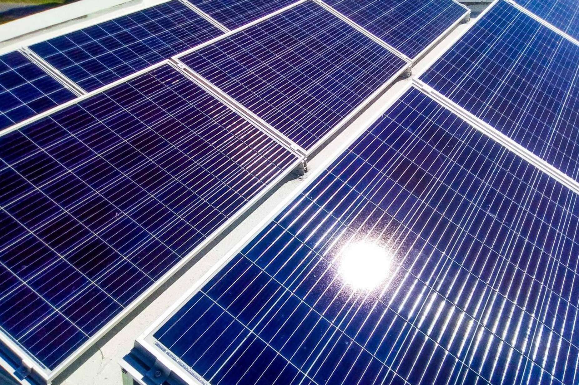 Energía del Futuro; sistemas fotovoltaicos para abastecer de energía eléctrica