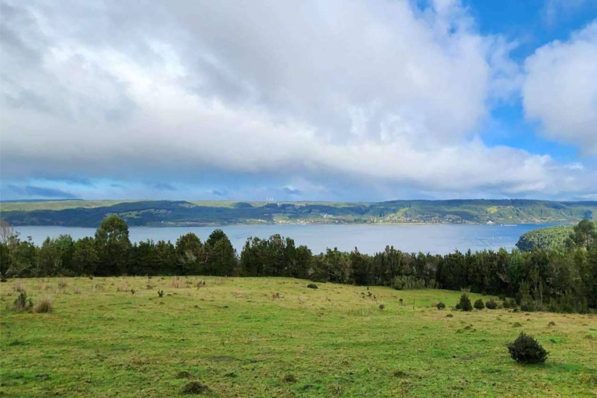 Latitudes Australes ayuda en la inversión de parcelas en Chiloé
