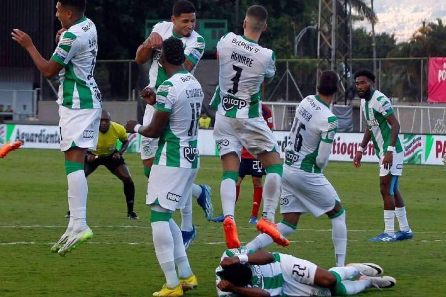 La 10.com.co sobre los últimos fichajes Atlético Nacional
