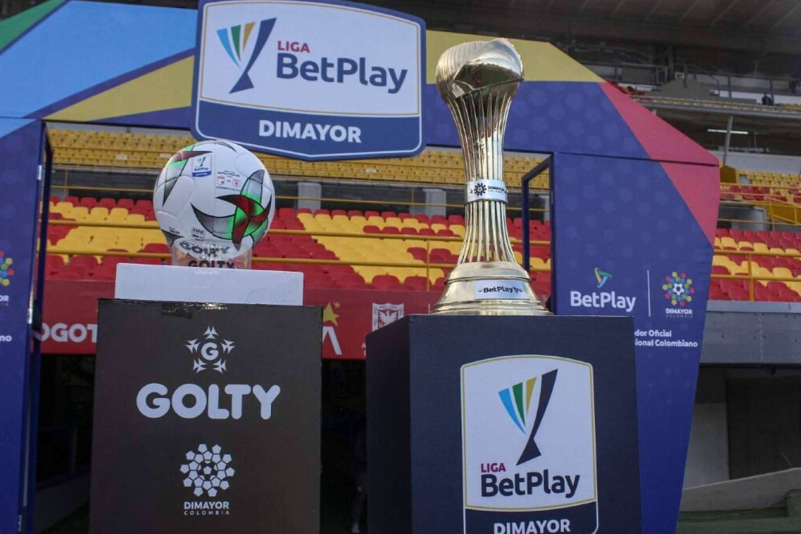Encontrar las últimas noticias fútbol colombiano en La10