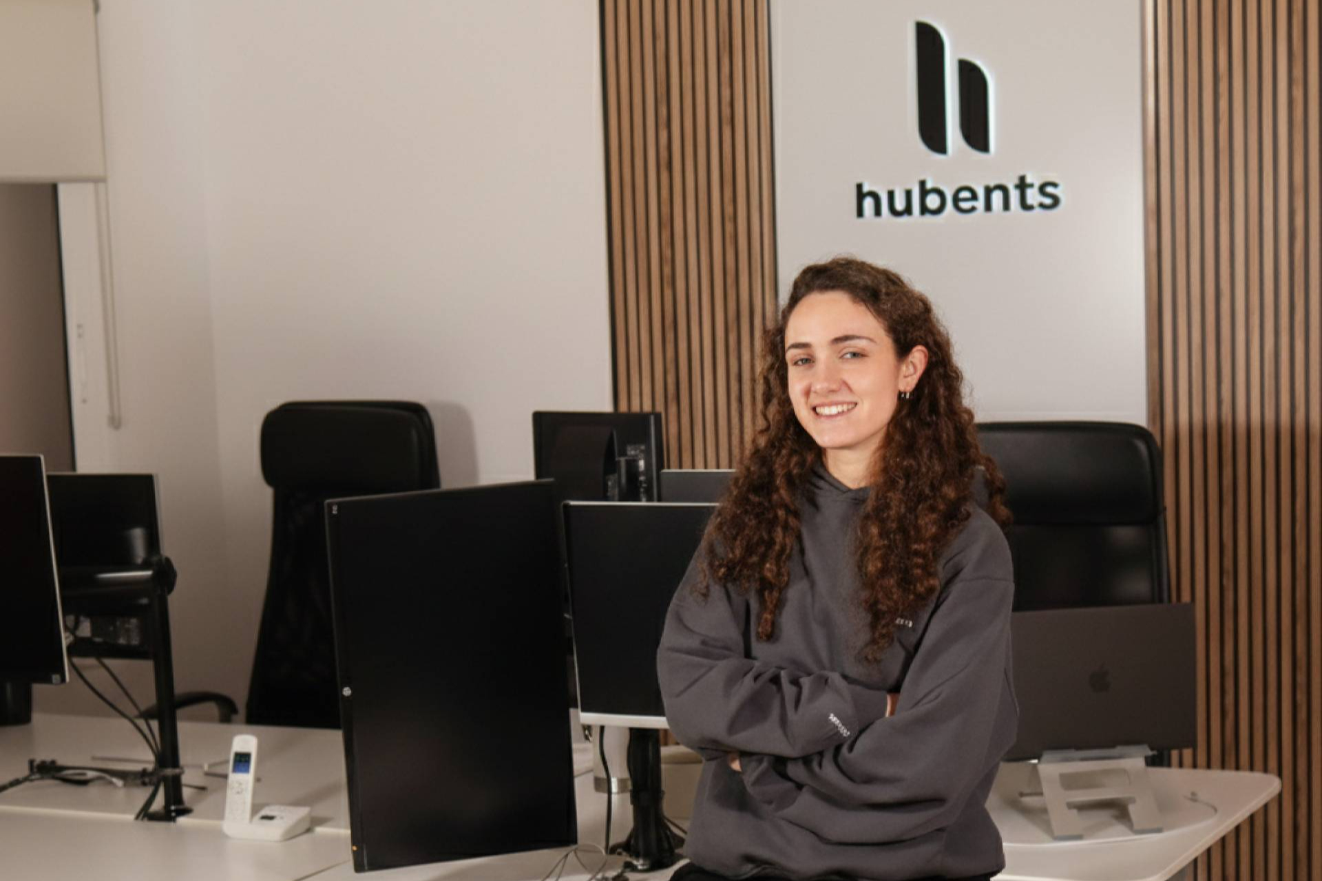 Claudia Varela; la joven cofundadora que decidió ordenar un sector olvidado y terminó creando HUBENTS